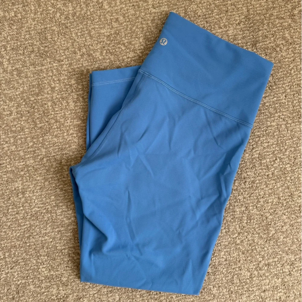 Lululemon Leggings Tights Cropped Pants Blue High Rise 12 Yoga Pilates Workout - Picture 5 of 10
